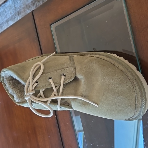 UGG Men's NEUMEL Suede Lace-Up Boots. Hickory Green. Size 11. New Without Box. - Picture 2 of 4